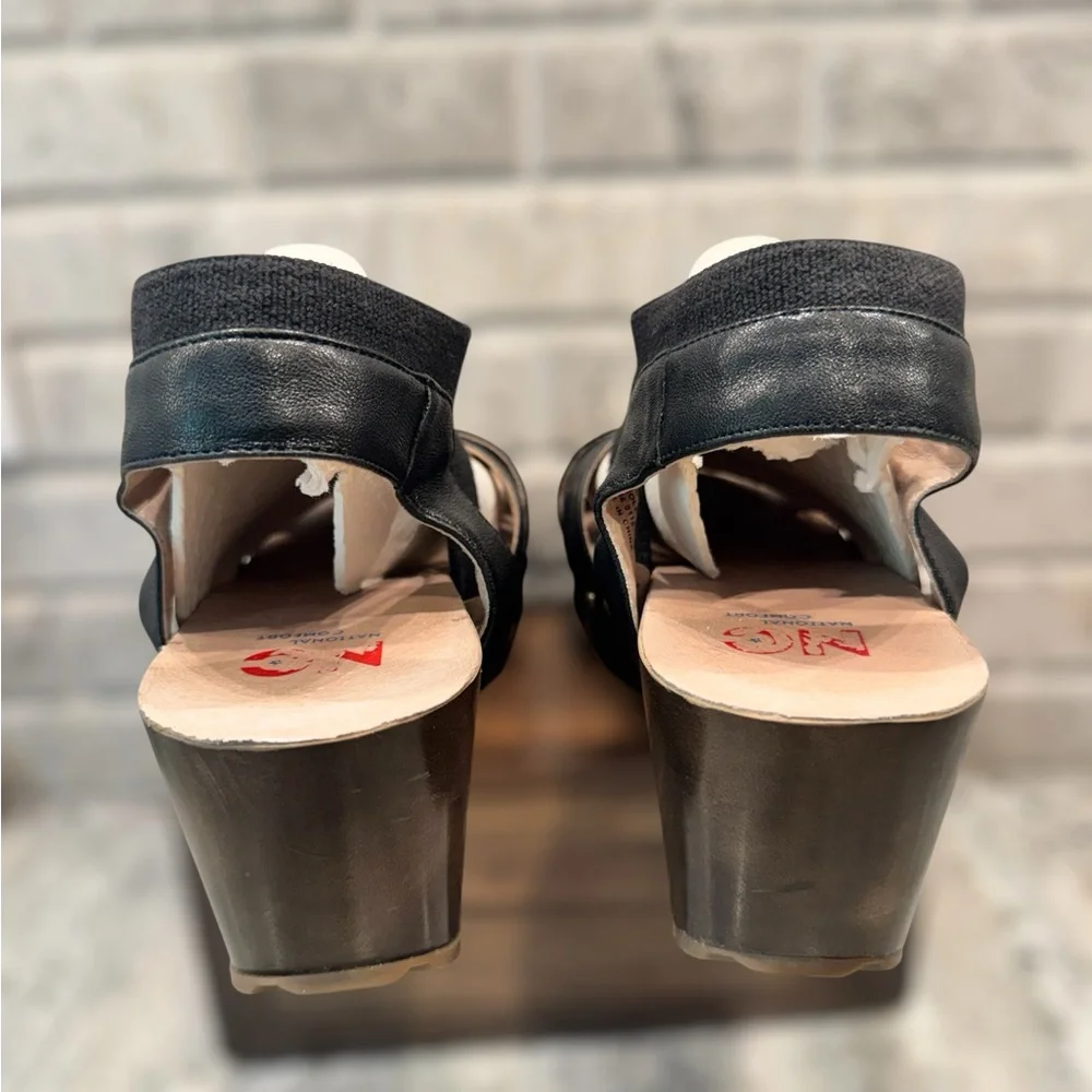 NC National Comfort Mellie Black Wedge Sandals with Cross-Strap Design, Size 9